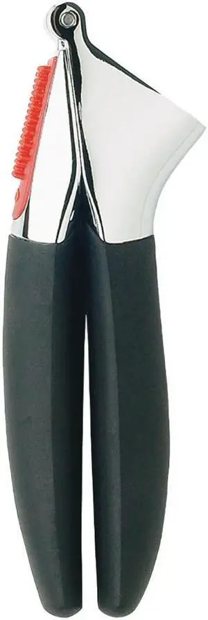 Oxo International 28181 Garlic Press - Carded