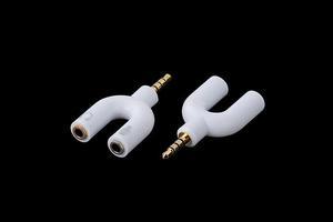 1Pcs 3.5mm Stereo Audio Male to 2 Female Headphone/Mic U Splitter Cable Adapter