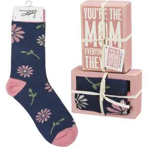Primitives by You're The Mom Everyone Wishes They Had Box Sign And Socks Set Primitives by You're The Mom Everyone Wishes They Had Box Sign And Socks Set