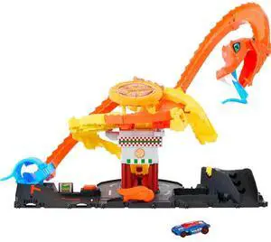 Mattel HTN81 Hot Wheels City Pizza Slam Cobra Attack Playset