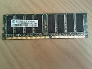 SAMSUNG MEM DIMM 1GB PC3200 CL3 64MX8 PB