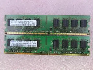 Samsung 4GB 2 x 2GB PC2-6400U DDR2 800 Non-ECC Unbuffered Desktop Memory Kit