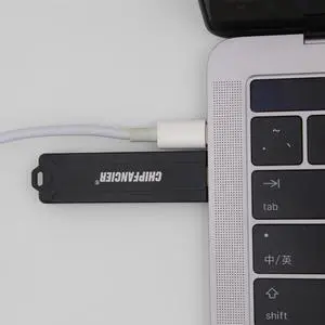 CHIPFANCIER Thunderbolt3 USB3.1 TYPE-C Solid State SSD WINDOWS TO GO WTG USB Flash Drive MAC&PC