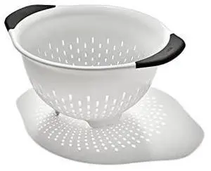 OXO Good Grips Plastic Colander 3QT OXO Good Grips Plastic Colander 3QT