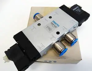FESTO CPE24-M2H-5/3ES-QS-12 170316 Air Solenoid Valve New