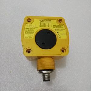 BANNER QT50ULBQ6  8 M Range Chemical Resistant Ultrason New