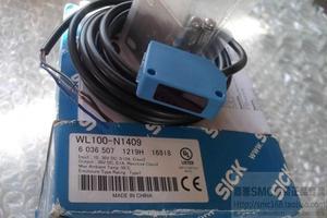 SICK  WL100-N1409 Photoelectric retro-reflective sensor ,NPN New