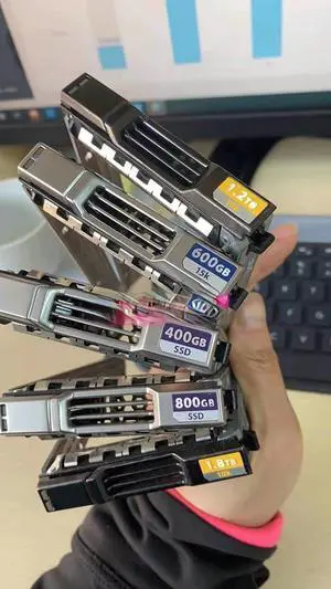 For Dell SC220 SC4020/5020 SCv2020/3020 900G SAS 0W4K81