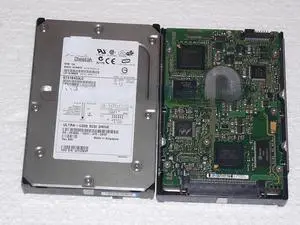 For Seagate ST318453LC 18G 15K U320 80 pin SCSI hard disk 0X2688 01R187 X2688