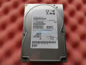 For SEAGATE ST34573LC 4G/4.5G 7.2K 80 pin SCSI hard disk 00017334
