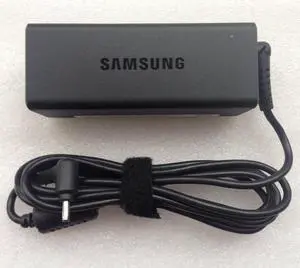 Original OEM 40W AC Adapter for Samsung ATIV Book 9 NP900X3E-K01SE,A13-040N2A PC