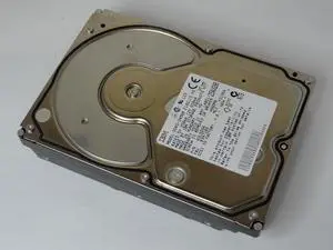 IBM 03L5256 - 4.56GB 7.2K 68-PIN SCSI 3.5Inch Hard Drive