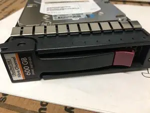 HP 495276-003 600GB Seagate ST3600002FC 3.5"Fibre Channel  10k Hard Drive w/Tray