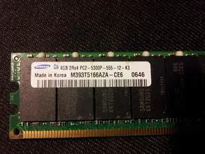SAMSUNG 4GB PC2-5300P DDR2 ECC REG MEMORY MODULE M393T5166AZA-CE6
