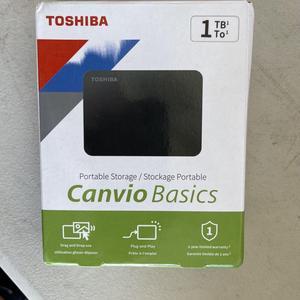 TOSHIBA 1TB Canvio Basics Portable Hard Drive USB 3.0 Model HDTB410AK3AA Black