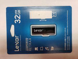 LEXAR  32GB USB JUMPDRIVE RETRAX FLASH DRIVE  BLACK RETAIL PACK