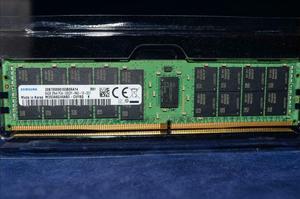 M393A8G40AB2-CVF SAMSUNG 64GB (1X64GB) 2RX4 PC4-2933Y DDR4 MEMORY