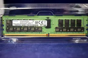 M393A4K40DB3-CWE SAMSUNG 32GB (1X32GB) 2RX4 PC4-3200AA SERVER MEMORY