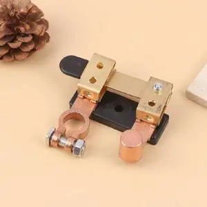 12/24V Knife Blade Master Switch 12/24V Knife Blade Master Switch