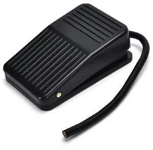 SPDT Nonslip Momentary Foot Pedal Switch 220V SPDT Nonslip Momentary Foot Pedal Switch 220V