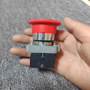FOR Screw air compressor emergency stop switch button, mushroom head emergency stop button, red ZB2-BE102C reset key FOR Screw air compressor emergency stop switch button, mushroom head emergency stop button, red ZB2-BE102C reset key