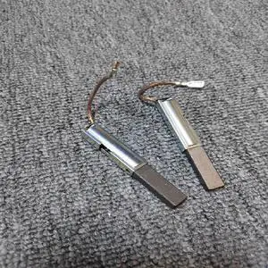 FOR 2pcs Vacuum cleaner motor accessories Carbon brush 6.5 * 10 * 32 machine Water suction brush 6.5X10X32mm FOR 2pcs Vacuum cleaner motor accessories Carbon brush 6.5 * 10 * 32 machine Water suction brush 6.5X10X32mm