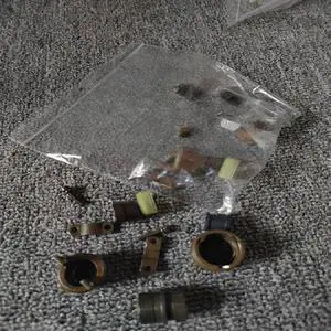 FOR 1 set/PT06E-12-10S/P(SR) Circular Industrial Connector Aviation Plug and Socket PT06E-12-10P(SR) 179 MS3116F-12-10S(SR) 189 FOR 1 set/PT06E-12-10S/P(SR) Circular Industrial Connector Aviation Plug and Socket PT06E-12-10P(SR) 179 MS3116F-12-10S(SR) 189