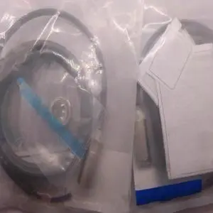 FOR 1PCS 1PCS E2EM-X8X1 FOR 1PCS 1PCS E2EM-X8X1