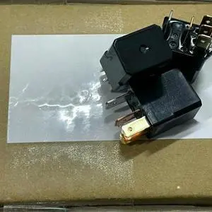 FOR 1PCS CM1-R-12V CM1-R-24V CM1A-R-12V CM1A-R-24V CM1A-P-12V Automotive Relay 35A 12VDC 5/4 Pins FOR 1PCS CM1-R-12V CM1-R-24V CM1A-R-12V CM1A-R-24V CM1A-P-12V Automotive Relay 35A 12VDC 5/4 Pins