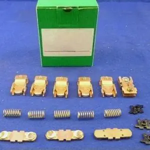 FOR 1PCS LA5D1158031 contacts set LA5-D 3 poles FOR 1PCS LC1D115 FOR 1PCS LA5D1158031 contacts set LA5-D 3 poles FOR 1PCS LC1D115