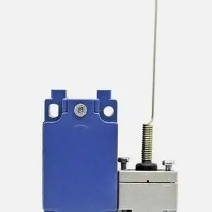 FOR 1PCS 4008611012 IFM IE5366 4008610111 IFS233 Proximity Switch FOR 1PCS 4008611012 IFM IE5366 4008610111 IFS233 Proximity Switch