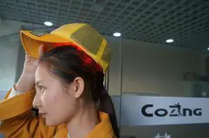 COZING Light Therapy Hat, Red Light Cap for Head with Timer & Controller, Red Light 650nm Infrared Therapy Cap