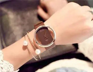 Women Hollow Belt Casual Quartz Watch (Coffee)