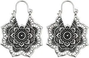 Vintage Ethnic Style Metal Openwork Flower Flower Earrings Bohemian Carved Earrings (silver) Silver