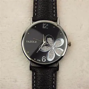 YAZOLE Ladies OL Style Four-leaf Clover Pattern Quartz Watch (338 black plate silver flower black belt) Silver