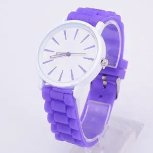 Simple Style Round Dial Jelly Silicone Strap Quartz Watch (Purple)