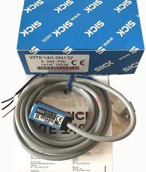 SICK WTE140-2N132 Photoelectric proximity sensor,NPN ,New