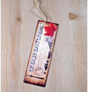 01208 - TORONTO SOUVENIR BOOKMARK