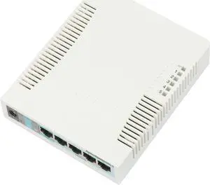 Mikrotik RB260GS (CSS106-5G-1S) small SOHO Switch 5x Gigabit Ethernet, one SFP cage powered by an Atheros Switch Chip, plastic case, SwOS (Original Version)