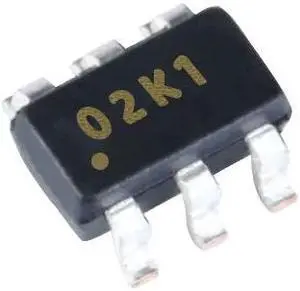 5PCS PIC10F202T-I/OT  PIC10F204 PIC10F202 Package SOT23-6 6Pin Flash-Based, 8-Bit Microcontrollers