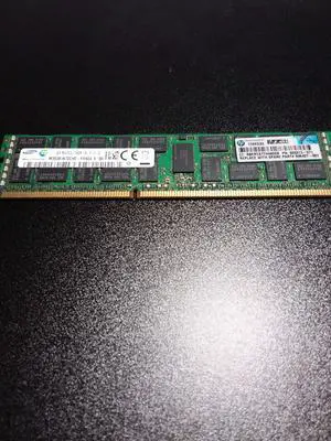 Samsung 8GB DDR3 SDRAM Server Memory Module - 8 GB - DDR3 SDRAM - 1333 MHz DDR3-1333/PC3-10600R - ECC - Registered - 240-pin -