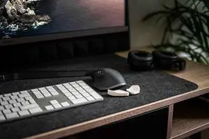DELTAHUB - Minimalistic Felt Desk Protective Pad, Anti-Fray, Anti-Slip, Easy to Clean, Easy Glide, Long Lasting, Sleek Design, Comfortable, Resistant, Desk Mat, PC, Mac, Laptop - Medium (12x35inch) DELTAHUB - Minimalistic Felt Desk Protective Pad, Anti-Fray, Anti-Slip, Easy to Clean, Easy Glide, Long Lasting, Sleek Design, Comfortable, Resistant, Desk Mat, PC, Mac, Laptop - Medium (12x35inch)
