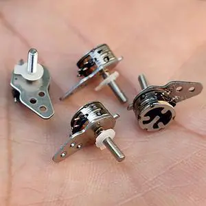 1pc diamater 7mm micro camera focus stepper motor with screw rod, 2 phase 4 wire camera lens adjustable stepping motor