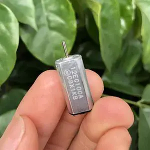 M30 Flat Motor 1.5V-4.5V Low Voltage Start Micro Power Motor Solar DIY Production Motor 8*10*20mm Shaft Dia 1mm, 5350-15500rpm