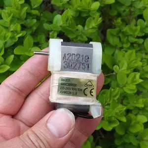 Mini AC 220V 50Hz Brushless Motor 30W DIY Power Generator Motor Shaft Diameter 2.3 Mm Electric Brushless Motor For Experiment