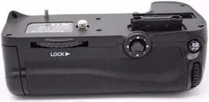MB-D11 Professional Vertical Battery Grip Replacement For Nikon D7000 DSLR Camera