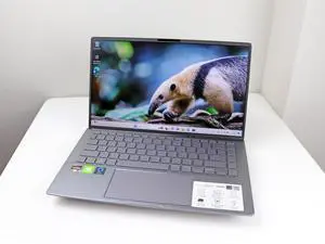 ASUS Zenbook 14" Laptop Notebook Q407IQ-BR5N4 AMD Ryzen 5 - 8GB Memory - NVIDIA GeForce MX350 - 256GB SSD - Light Gray