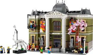 international version Icons Series 10326 Natural History Museum Number of parts 4014 Suitable for age 18+ toy building blocks