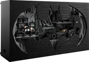 international version Batman Series 76252 Batcave  Shadow Box Number of parts 3981 Suitable for age 18+ toy building blocks