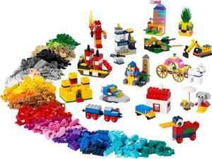 international version Classic Series 11021 90 Years of Play Number of parts 1100 Suitable for age 5+ toy building blocks